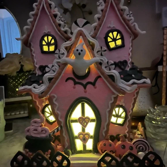 Pink Halloween Gingerbread House Decor - Picture 5 of 8